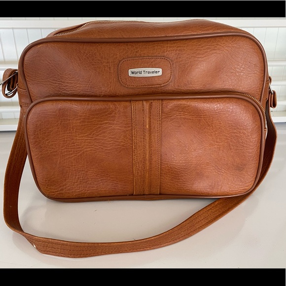 Vintage World Traveler Leather Satchel bag